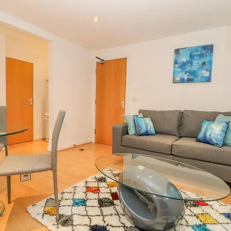 42 Tannery Mews York